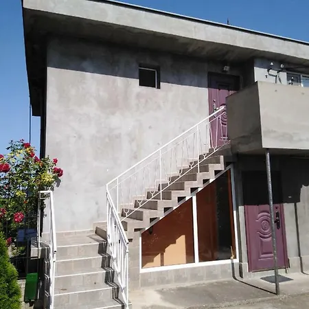 във артемида Apartment
