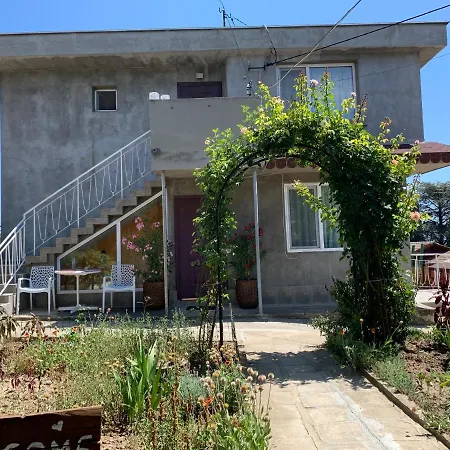 във артемида Apartment *