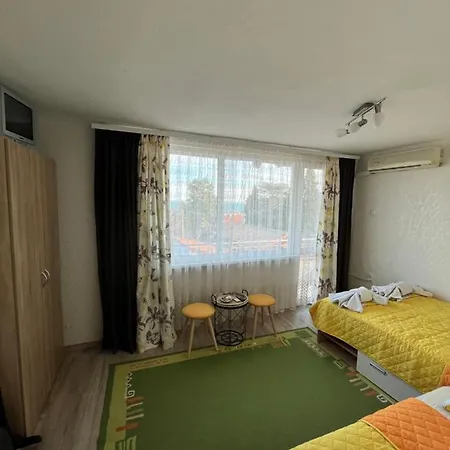 Apartment във артемида Varna
